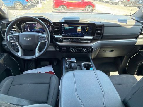 Used 2024 Chevrolet Silverado 1500 RST AWD/4WD image 13