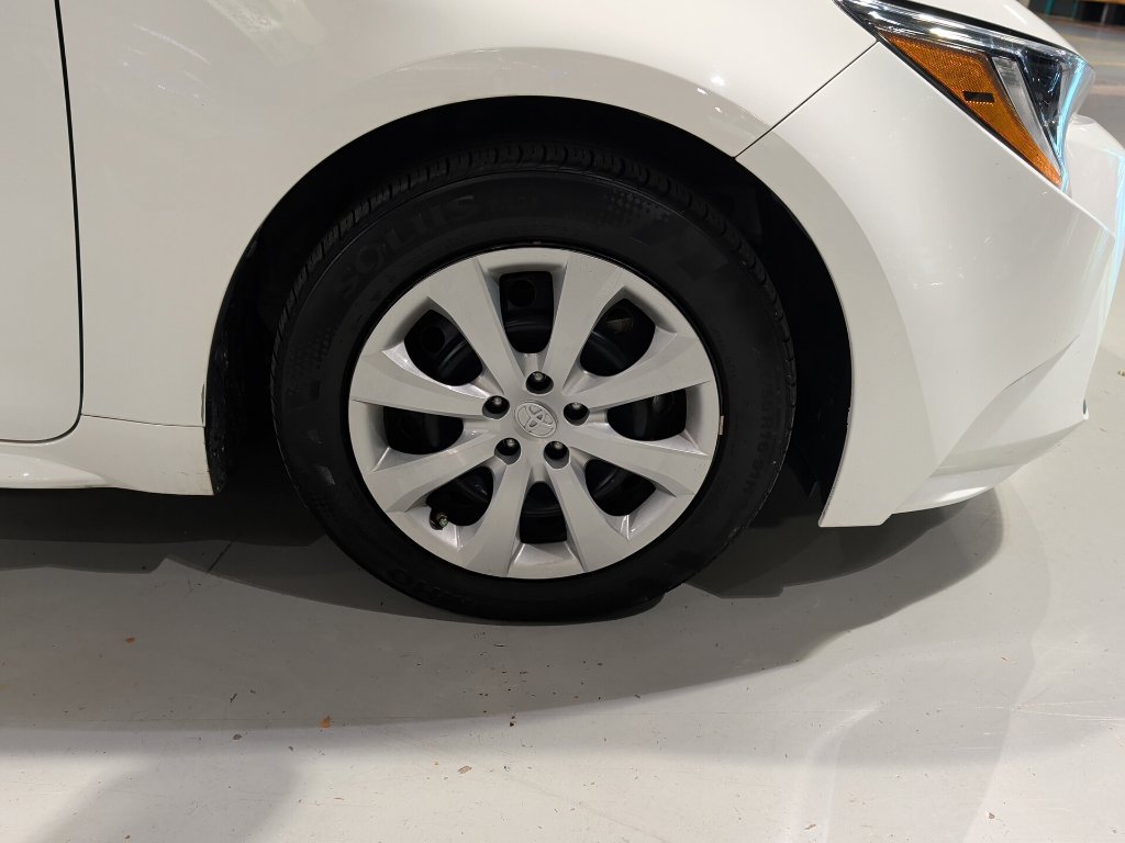Used 2023 Toyota Corolla LE FWD image 7
