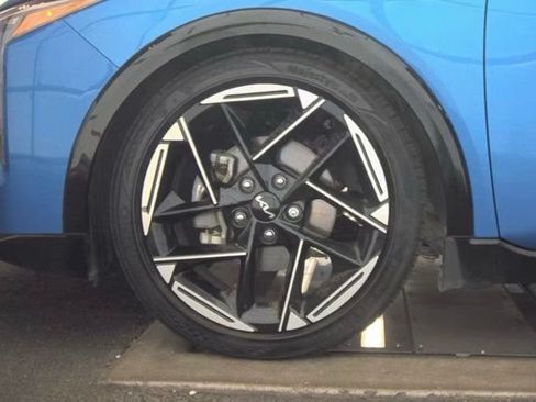 Certified 2025 Kia K4 GT-Line w/ GT-Line Premium Package FWD image 5