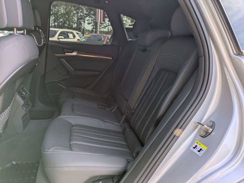 Used 2022 Audi Q5 2.0T Premium Plus AWD/4WD image 12