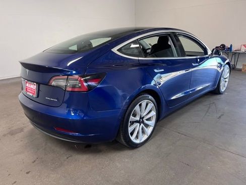Used 2018 Tesla Model 3 Long Range image 5