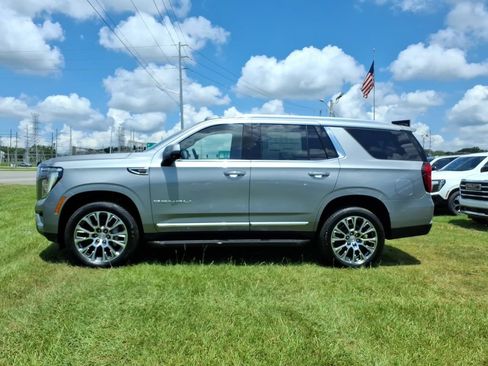 New 2026 GMC Yukon Denali w/ LPO, Floor Liner Package AWD/4WD image 4