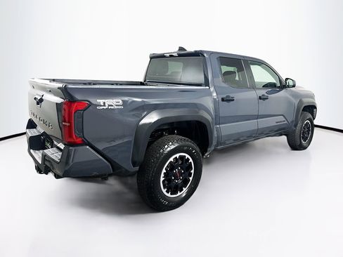 Used 2025 Toyota Tacoma TRD Off-Road image 9