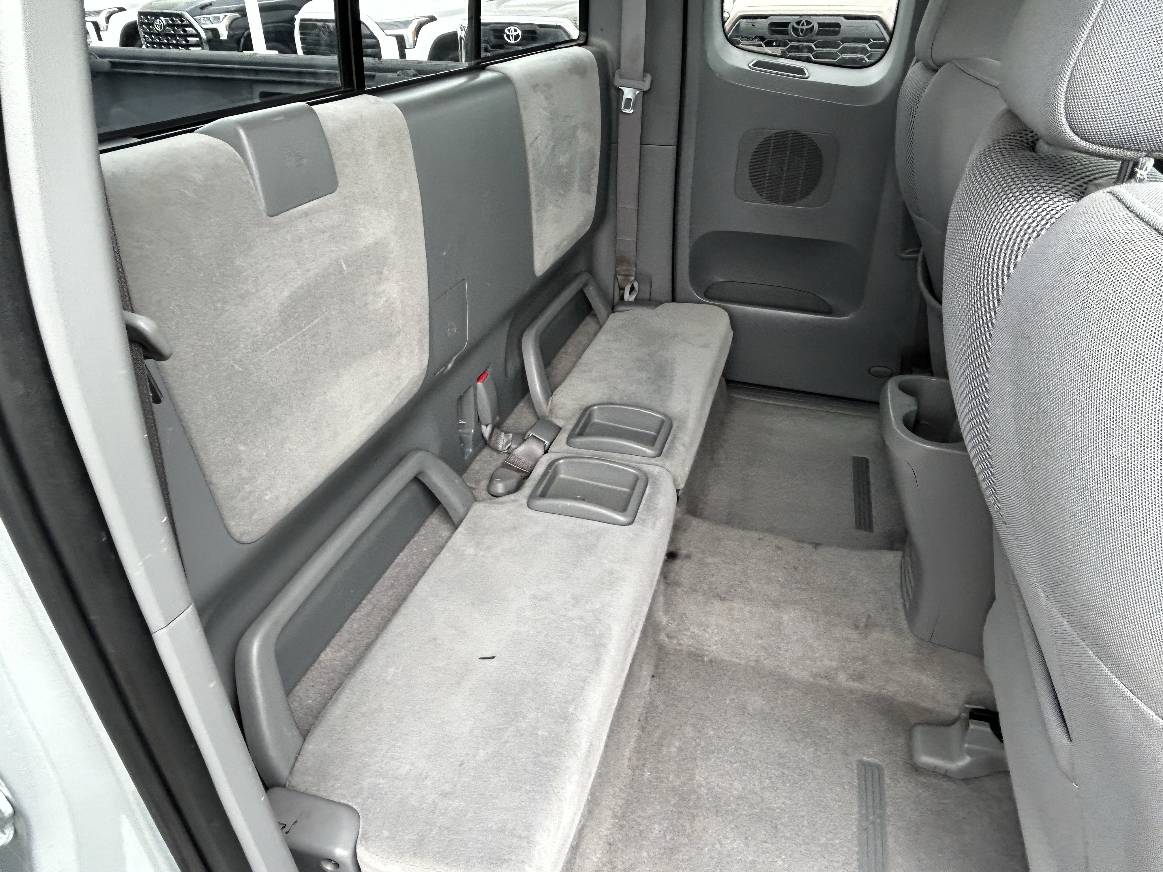 Used 2005 Toyota Tacoma 4x4 Access Cab image 12