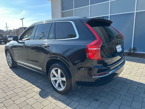 Used 2024 Volvo XC90 B5 Core w/ Climate Package AWD/4WD image 28