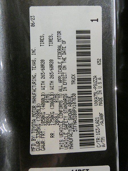 Used 2023 Toyota Tundra Platinum AWD/4WD image 33