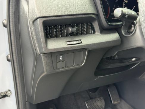 Used 2024 Honda CR-V EX image 14