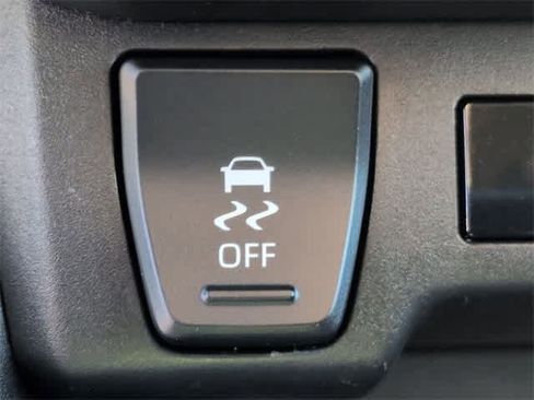 Used 2023 Toyota RAV4 LE image 39