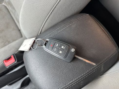 Used 2016 Chevrolet Cruze LT w/ Sun And Sound Package image 34