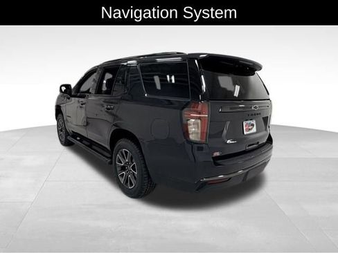 Certified 2022 Chevrolet Tahoe Z71 w/ Luxury Package AWD/4WD image 4