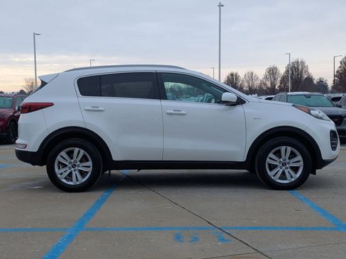 Used 2019 Kia Sportage LX w/ LX Popular Package image 5