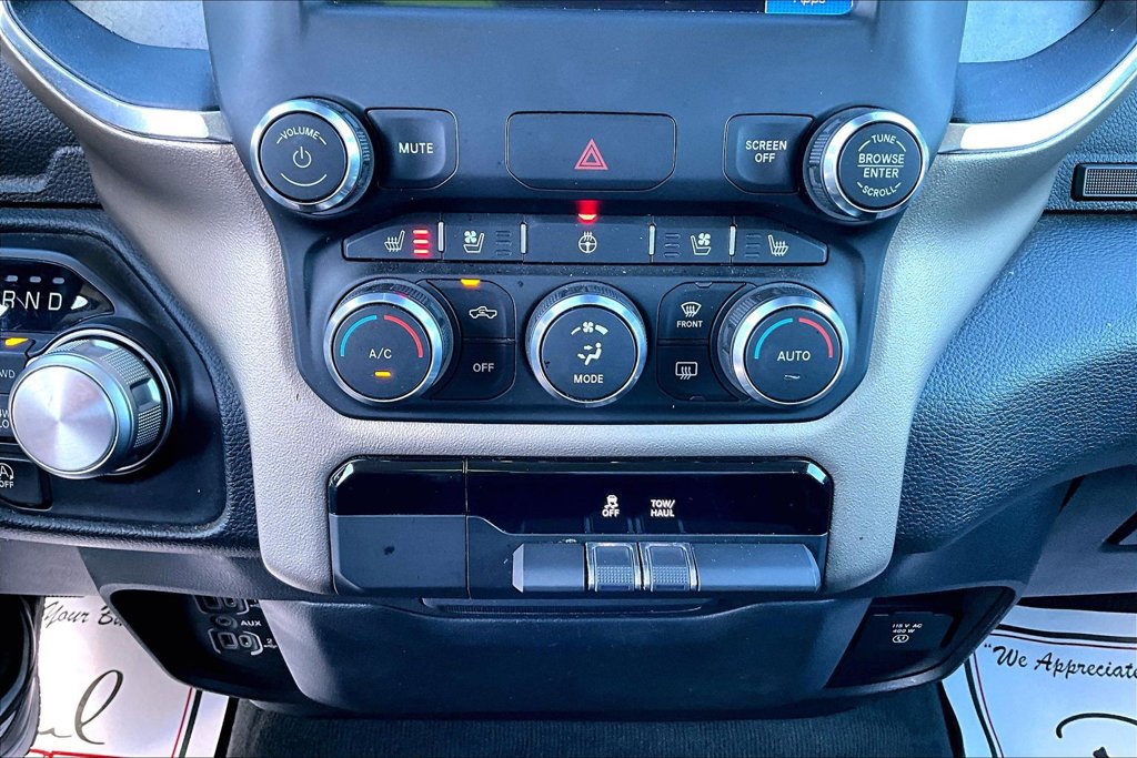 Used 2022 RAM 1500 Laramie AWD/4WD image 18