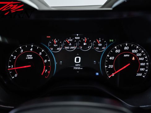 Used 2018 Chevrolet Camaro ZL1 RWD image 42