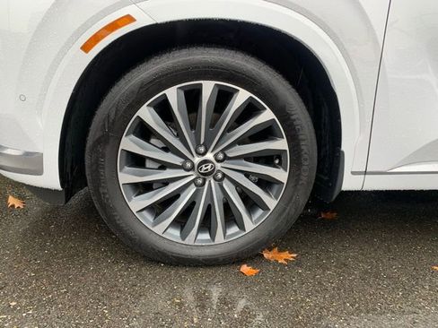 Certified 2025 Hyundai Palisade Calligraphy image 13