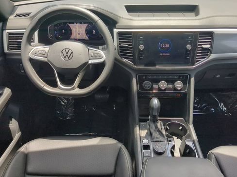 Used 2023 Volkswagen Atlas Cross Sport SEL AWD/4WD image 15