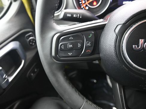 Used 2023 Jeep Wrangler Sport S image 24