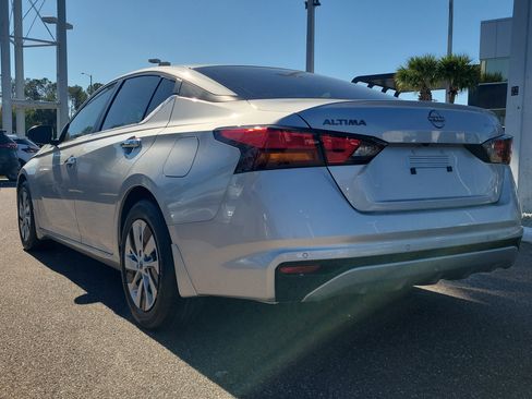 Certified 2024 Nissan Altima 2.5 S image 6