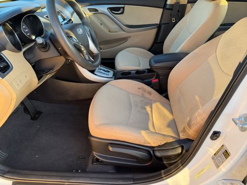 Used 2013 Hyundai Elantra GLS w/ Preferred Pkg image 10