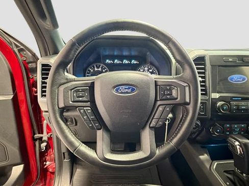Used 2019 Ford F150 XLT w/ Equipment Group 302A Luxury AWD/4WD image 10
