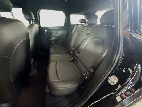 Used 2022 MINI Cooper Countryman FWD image 25