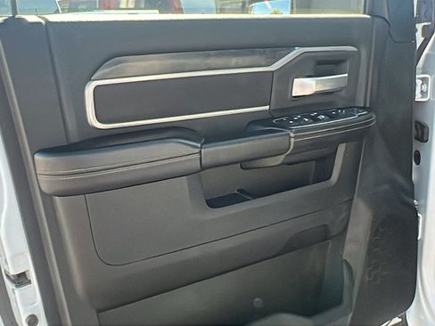 Used 2024 RAM 2500 Big Horn image 14