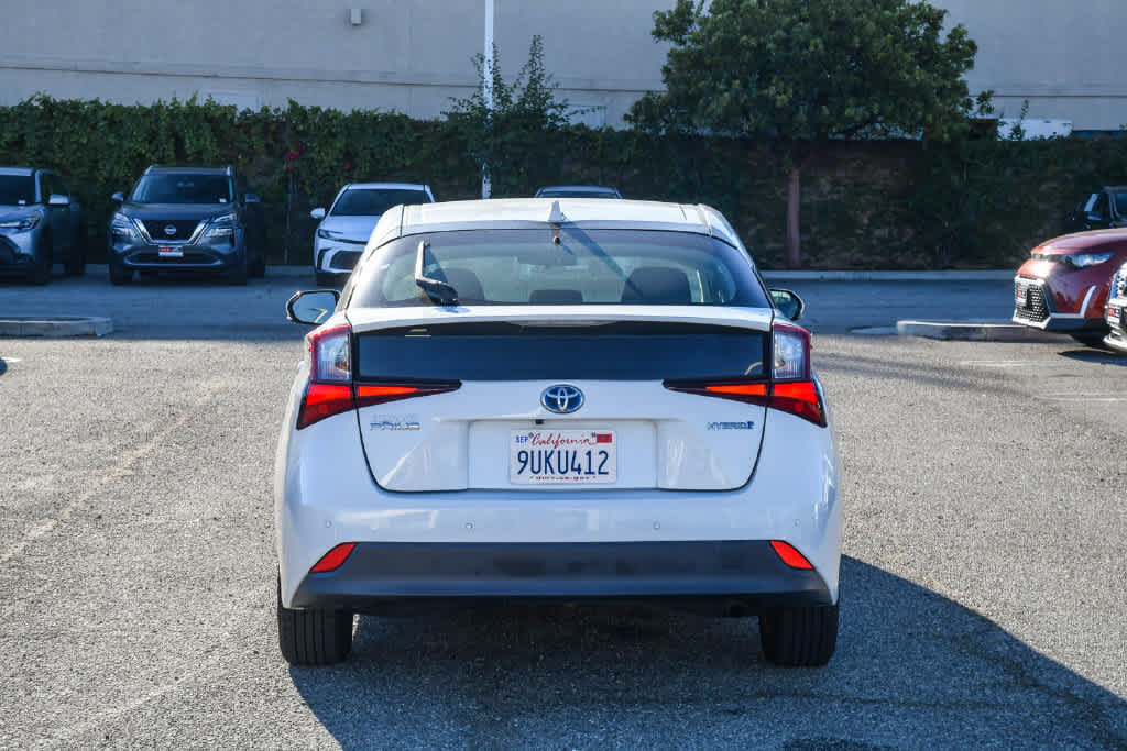 Used 2020 Toyota Prius LE FWD image 8