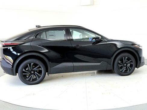 New 2026 Toyota C-HR AWD/4WD image 6