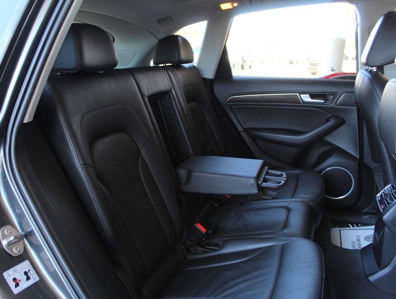 Used 2015 Audi Q5 2.0T Premium Plus w/ Technology Package AWD/4WD image 12