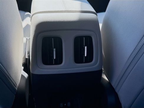 New 2026 Hyundai Tucson SEL FWD image 17
