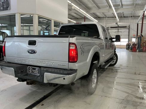 Used 2015 Ford F250 XLT w/ XLT Premium Package image 4