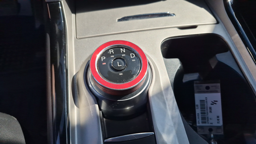Used 2022 Ford Explorer ST-Line RWD image 19