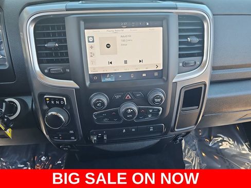 Used 2022 RAM 1500 Classic SLT w/ Electronics Group AWD/4WD image 19