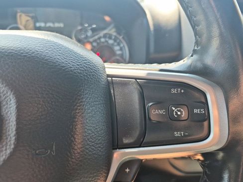 Used 2022 RAM 1500 Big Horn AWD/4WD image 17
