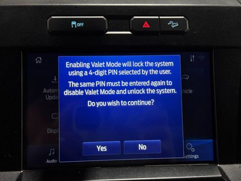 Used 2022 Ford F250 XLT w/ XLT Value Package AWD/4WD image 13