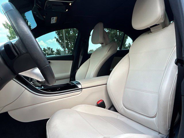Used 2022 Mercedes-Benz C 300 4MATIC Sedan image 11