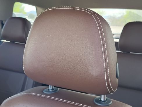 Used 2021 Volkswagen Atlas SE image 12