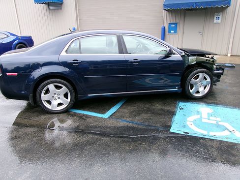 Used 2009 Chevrolet Malibu LT w/ HFV6 Engine Package FWD image 7