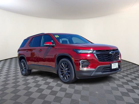 Used 2023 Chevrolet Traverse RS AWD/4WD image 1