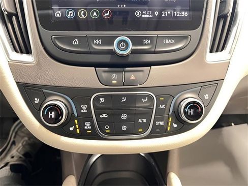 Certified 2024 Chevrolet Malibu LT image 28