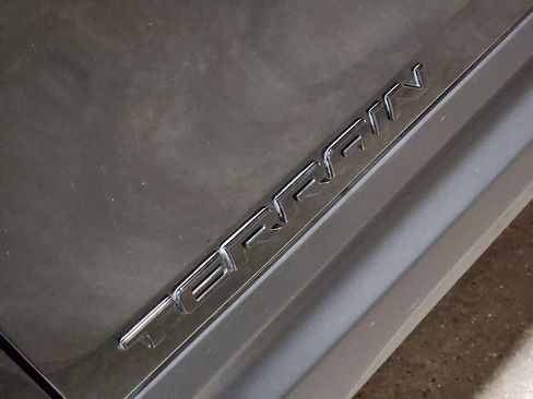 Used 2020 GMC Terrain SLE w/ Driver Convenience Package image 26