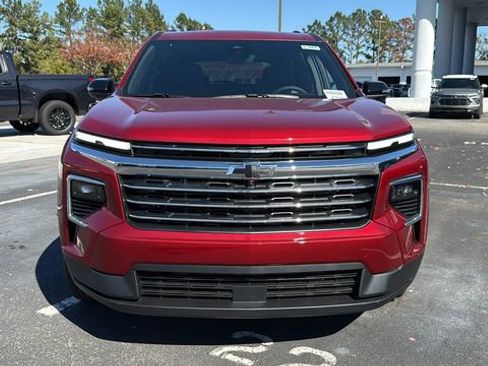 New 2026 Chevrolet Traverse LT w/ Sun and Wheel Package image 2