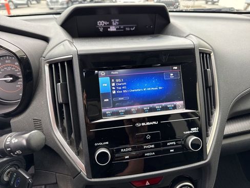 Used 2022 Subaru Crosstrek 2.0i AWD/4WD image 21