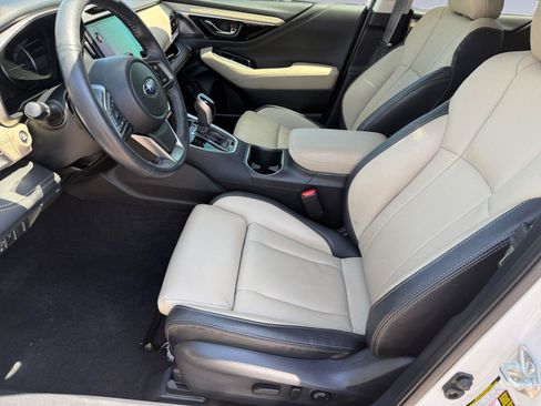 Used 2024 Subaru Outback Limited AWD/4WD image 16