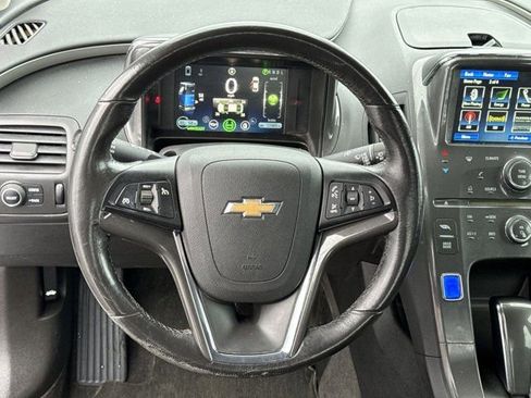 Used 2014 Chevrolet Volt Base image 10