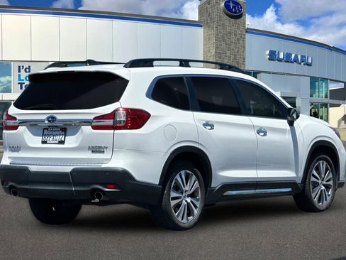 Used 2019 Subaru Ascent Touring AWD/4WD image 2