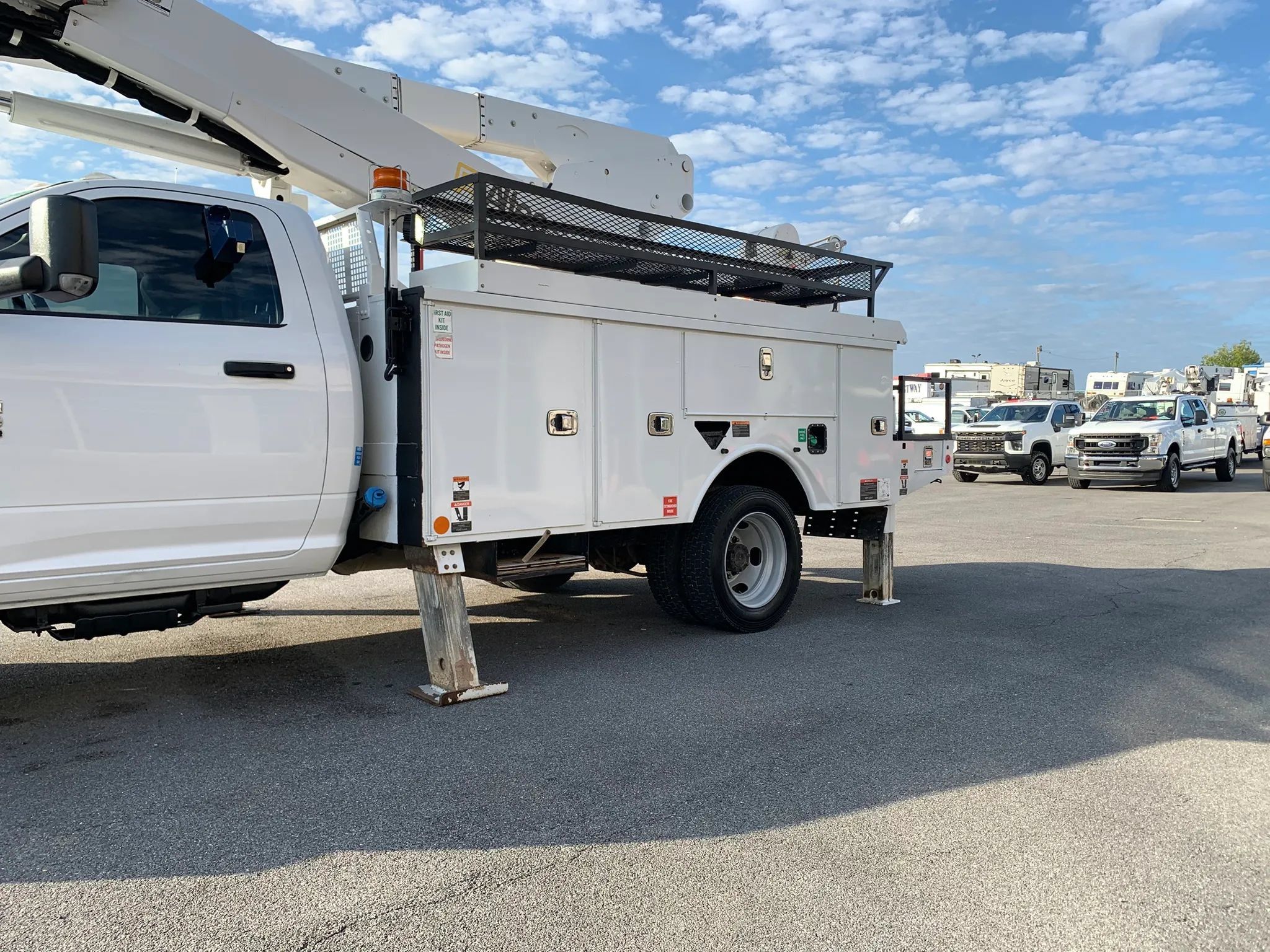 Used 2018 RAM 5500 Tradesman w/ Power & Remote Entry Group AWD/4WD image 48