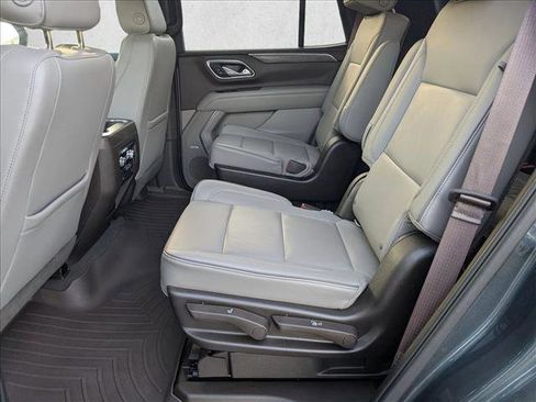 Used 2021 GMC Yukon SLT w/ SLT Luxury Plus Package AWD/4WD image 17