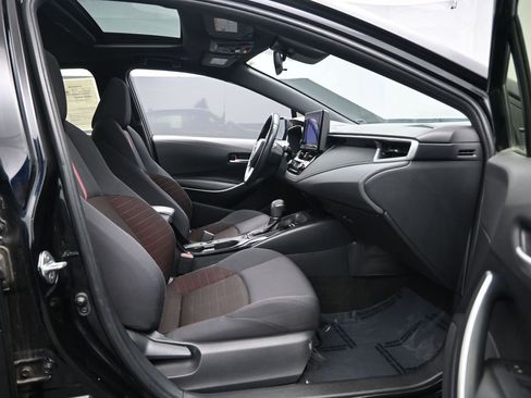 Used 2024 Toyota Corolla SE image 30