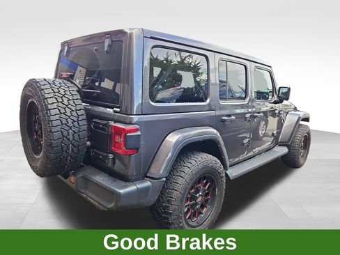 Used 2022 Jeep Wrangler Unlimited Sahara AWD/4WD image 6