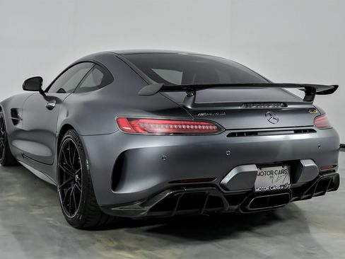 Used 2018 Mercedes-Benz AMG GT R image 10